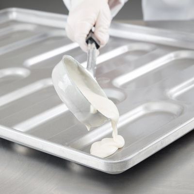 41055 Taca na bułeczki Hoagie z zaokrąglonymi końcami ze stali aluminiowanej glazurowanej