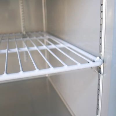 Komercyjna zamrażarka pionowa 30 tac 220 V 4-drzwiowa pionowa zamrażarka ze stali nierdzewnej