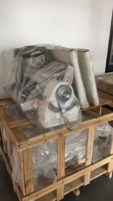 Blatowa maszyna do ciasta z podwójną prędkością Maszyna do laminowania ciasta z możliwością zmiany 0,55 kW Silnik Prosta obsługa