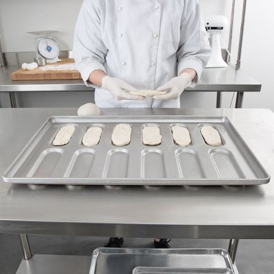 41055 Taca na bułeczki Hoagie z zaokrąglonymi końcami ze stali aluminiowanej glazurowanej