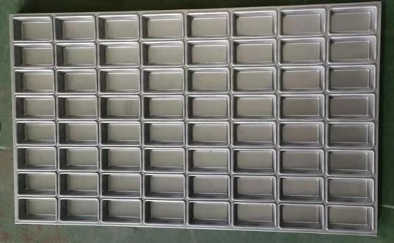 64 wnęki Duża aluminiowa blacha do pieczenia NSF Jelly Bar Nieprzywierająca taca na przekąski